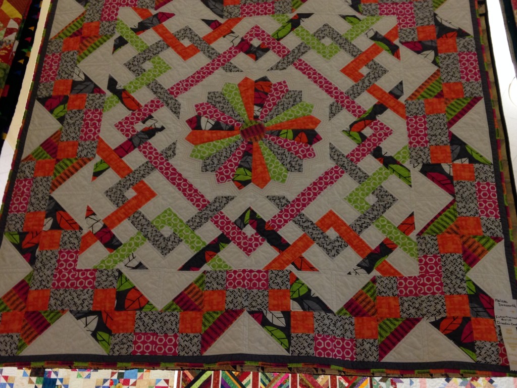 Sew Intertwined Quilt - https://test.sewbittersweetdesigns.com